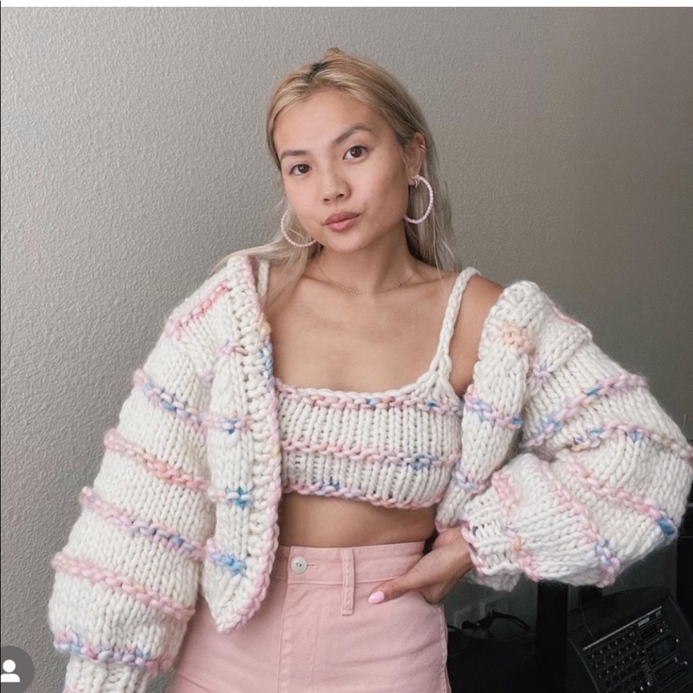 Chunky knit bra